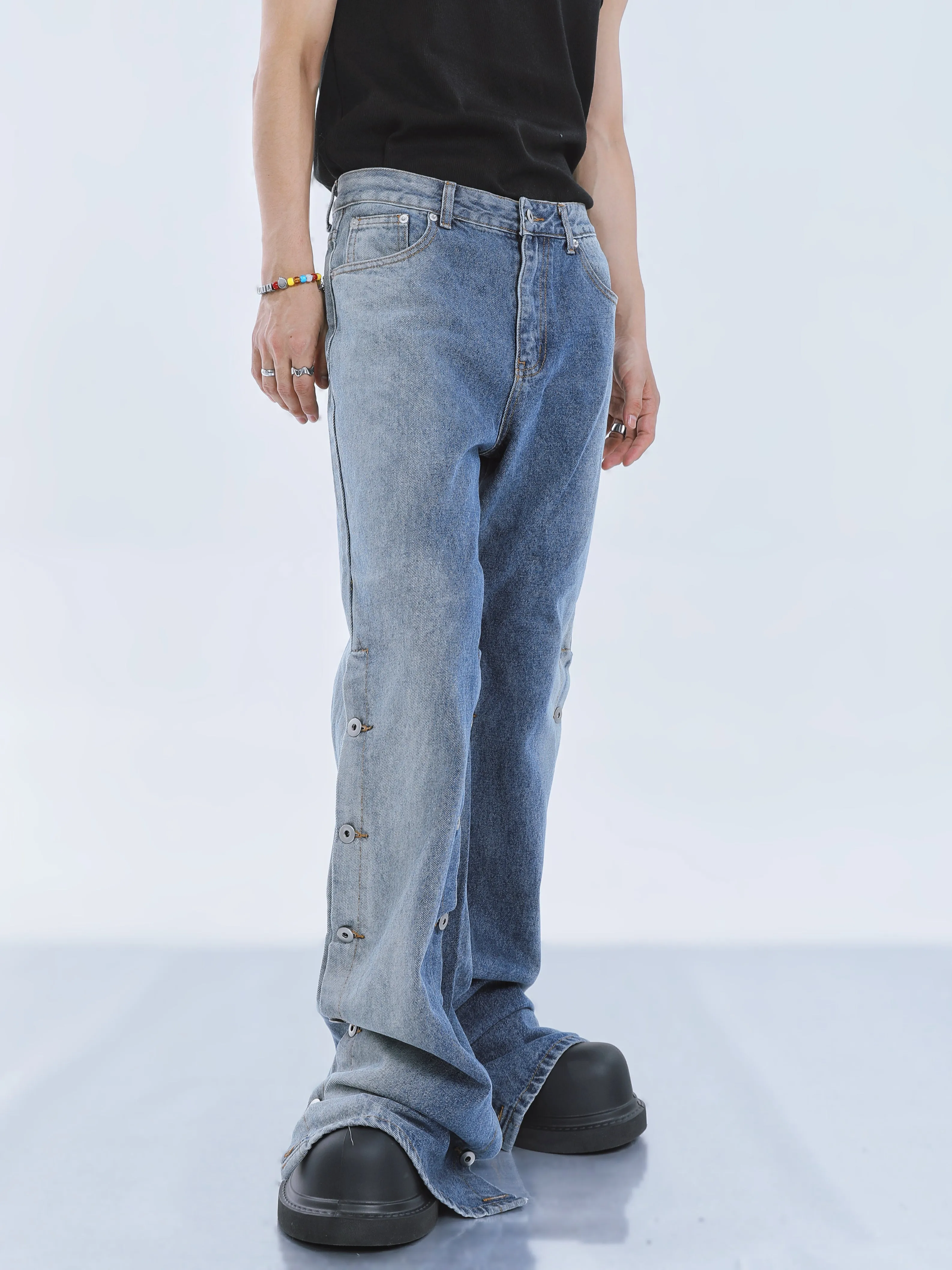 【23s September.】Niche Buttoned Gradient Jeans