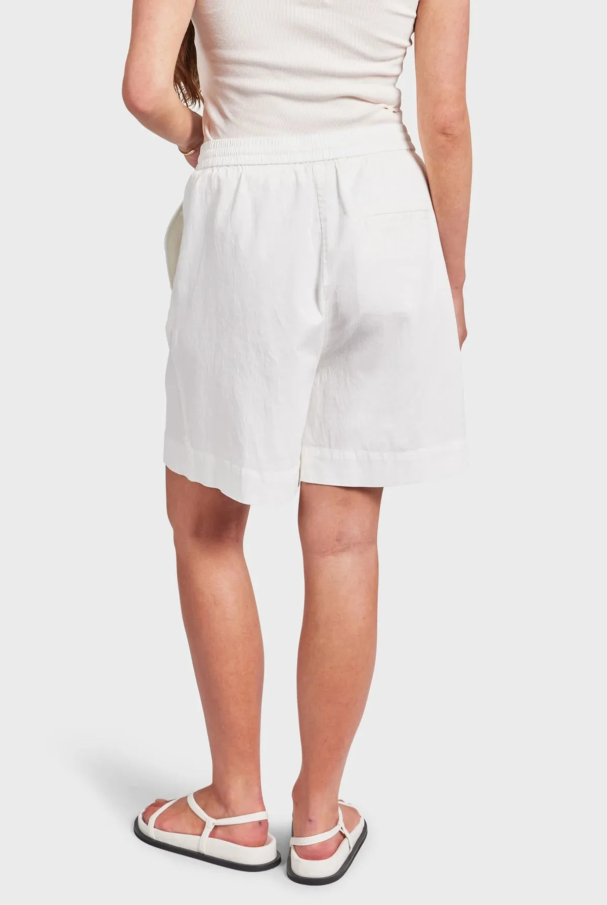 ACADEMY BRAND - Womens Monroe Short - Winter White