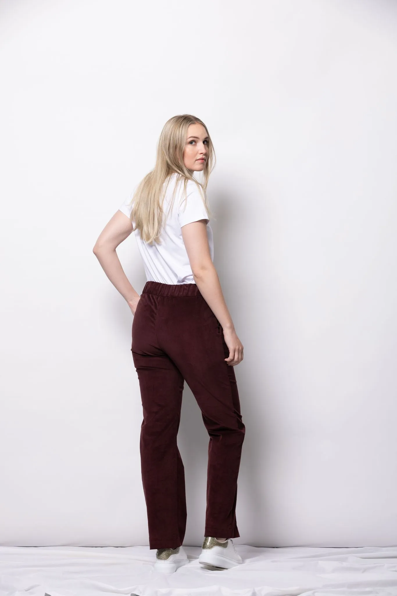 Icon Pant - Claret