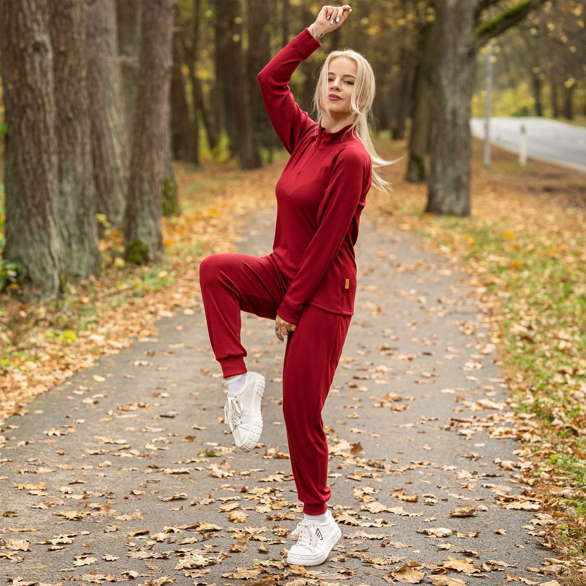 MENIQUE 100% Merino Wool Womens Sweatpants Royal Cherry