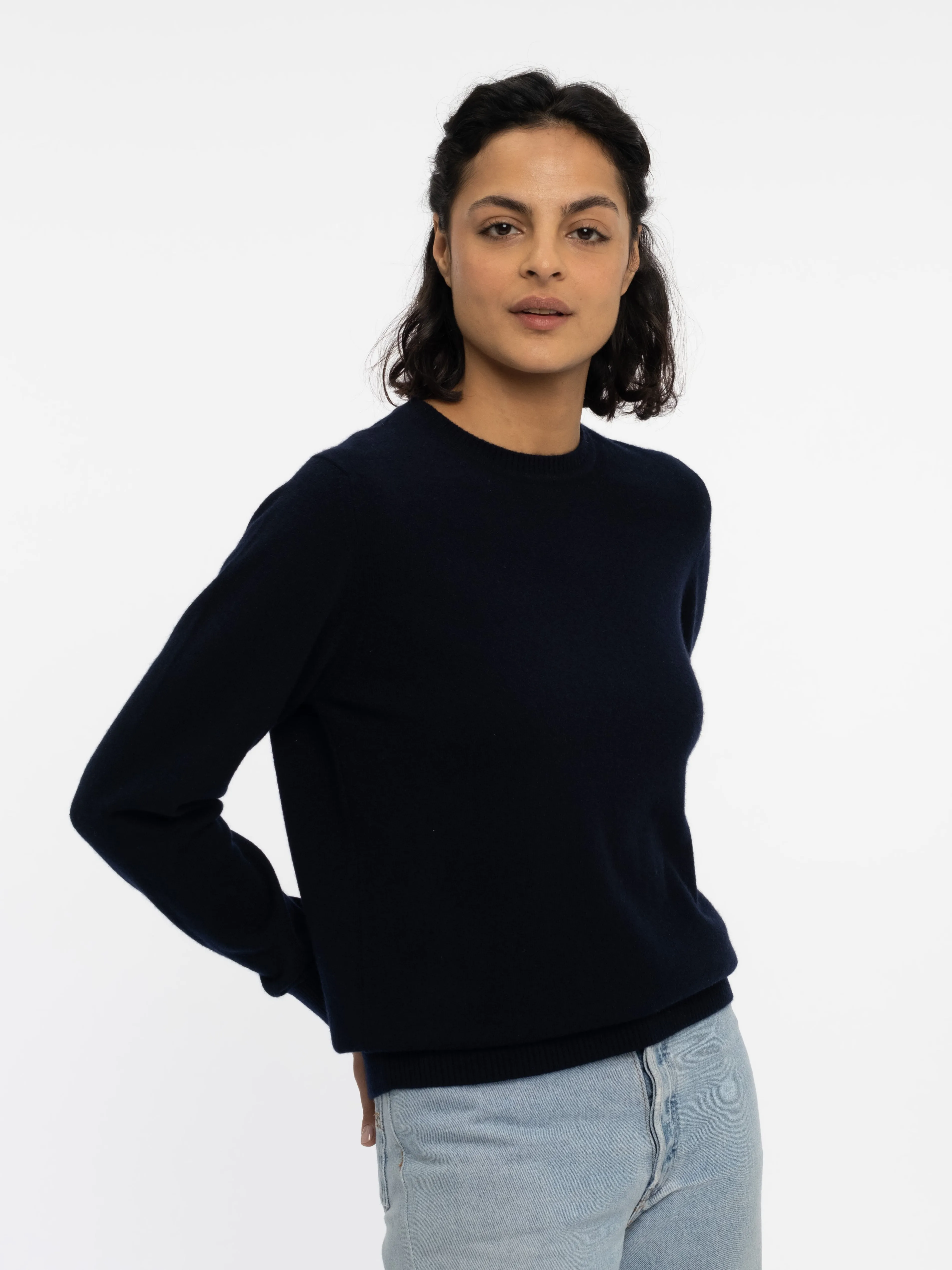 THE SUPER LIGHT CASHMERE KNIT TEE | Navy Blue